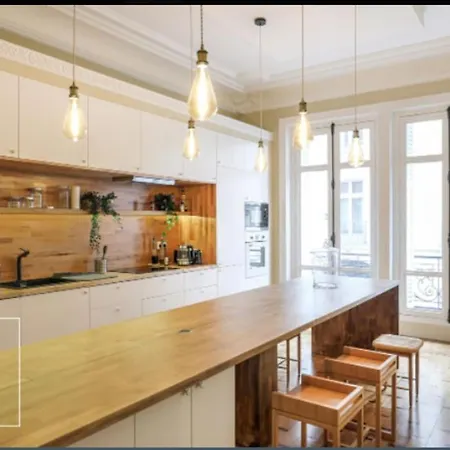 Champs Elysee, Parc Monceau Appartement