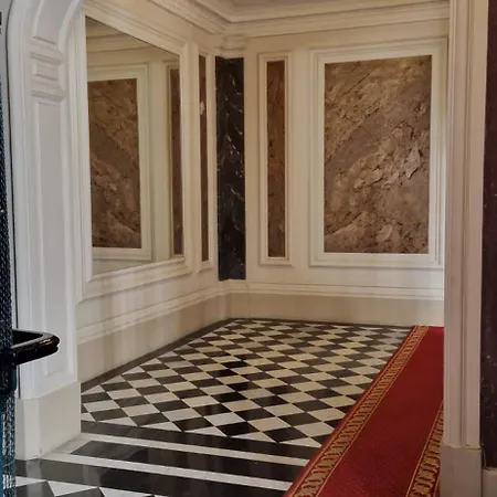 Appartement Champs Elysee, Parc Monceau